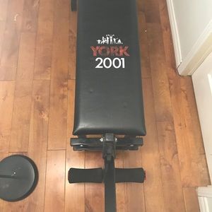 YORK 2001 Workout Bench. Great condition!